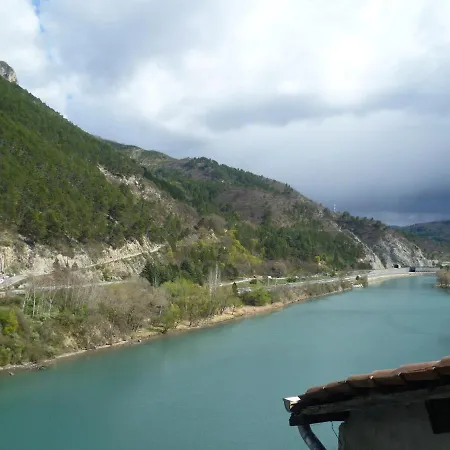 Vue Sur La Baume *